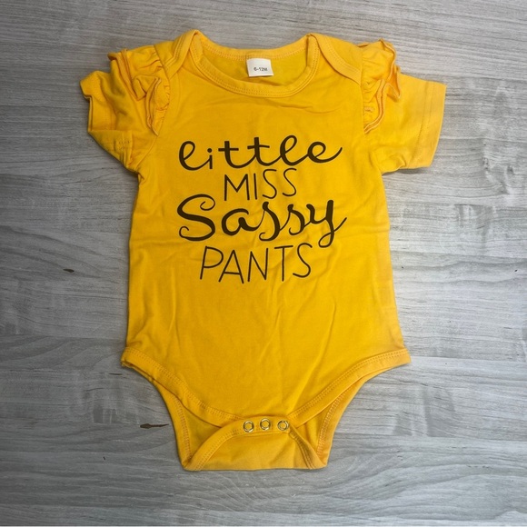 Baby Girl “Little Miss Sassy” Yellow Sunflower Outfit Set size 6-12 Months - Picture 2 of 11